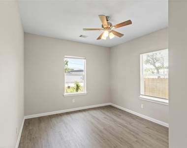 8402 Bassett Street - Photo Thumbnail 16