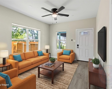 8402 Bassett Street - Photo Thumbnail 4