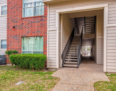 1330 Old Spanish Trail - Photo Thumbnail 3
