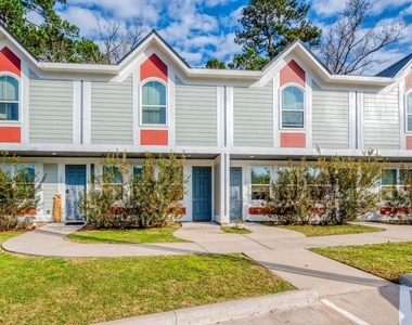 3730 Boettcher Drive - Photo Thumbnail 4