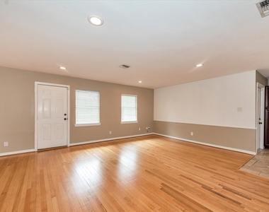 5321 Pagewood Lane - Photo Thumbnail 15