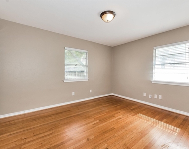 5321 Pagewood Lane - Photo Thumbnail 25