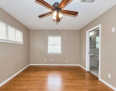 5321 Pagewood Lane - Photo Thumbnail 16