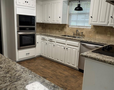 103 Wroxton - Photo Thumbnail 16