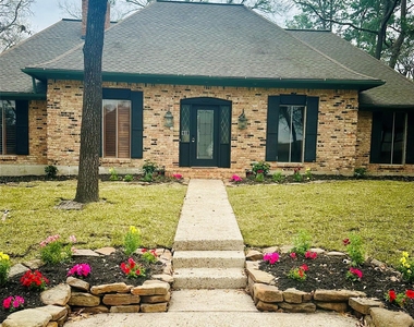103 Wroxton - Photo Thumbnail 1