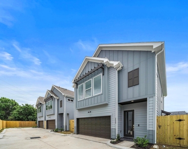 7510 Sandle Street - Photo Thumbnail 1