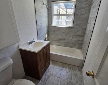 6015 Beekman Road - Photo Thumbnail 6