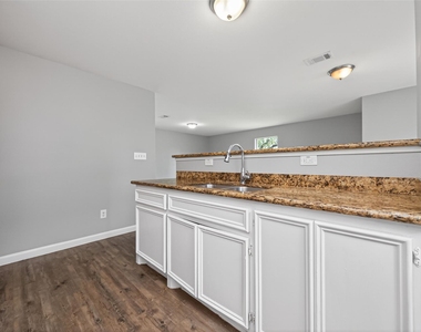 7521 Dyer Street - Photo Thumbnail 11