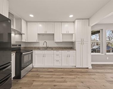 7436 Abilene Street - Photo Thumbnail 12