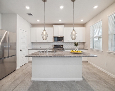 1512 Parkland Oak Drive - Photo Thumbnail 11