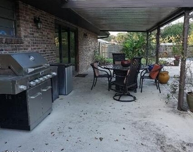 1833 Oakwood Trail - Photo Thumbnail 8