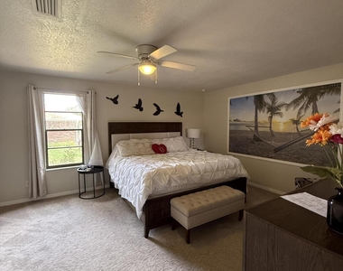 1833 Oakwood Trail - Photo Thumbnail 1