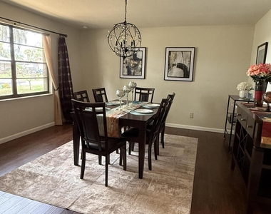 1833 Oakwood Trail - Photo Thumbnail 4
