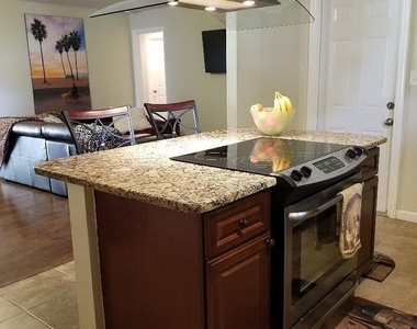 1833 Oakwood Trail - Photo Thumbnail 11