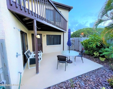 3291 River Villa Way - Photo Thumbnail 2