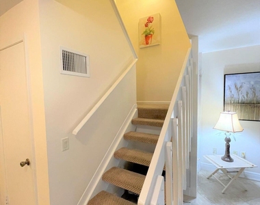 3291 River Villa Way - Photo Thumbnail 11