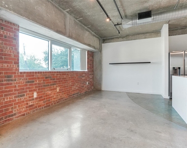 2000 Bagby Street - Photo Thumbnail 29