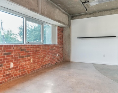2000 Bagby Street - Photo Thumbnail 30