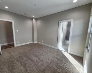 3206 Bostic St C - Photo Thumbnail 18