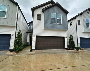 3206 Bostic St C - Photo Thumbnail 1
