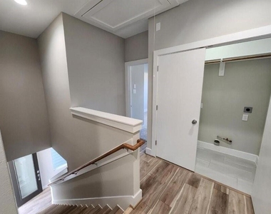 3206 Bostic St C - Photo Thumbnail 12