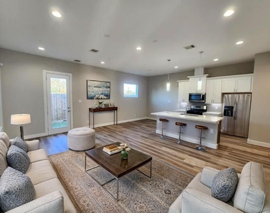 3206 Bostic St C - Photo Thumbnail 5