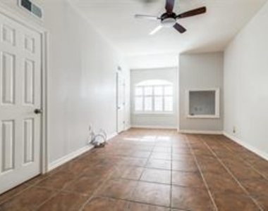1318 Peden Street - Photo Thumbnail 22