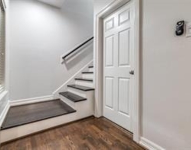 1318 Peden Street - Photo Thumbnail 10