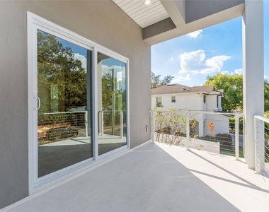 102 W Adalee Street - Photo Thumbnail 11