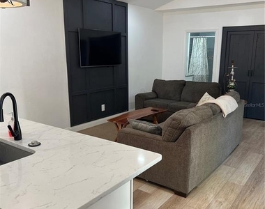 311 E Floribraska Avenue - Photo Thumbnail 1