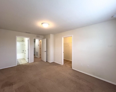 4812 White Sanderling Court - Photo Thumbnail 15