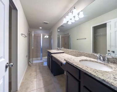 4812 White Sanderling Court - Photo Thumbnail 16