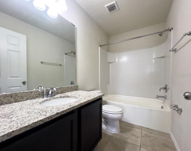 4812 White Sanderling Court - Photo Thumbnail 13