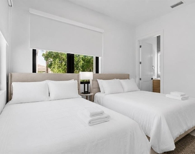 2441 Webber Street - Photo Thumbnail 29