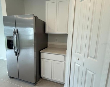 3634 Hardman Drive - Photo Thumbnail 5