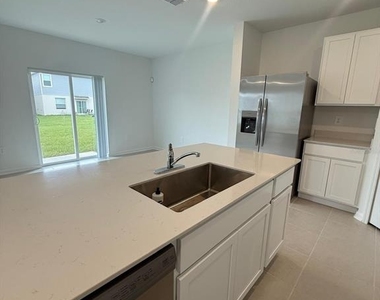 3634 Hardman Drive - Photo Thumbnail 4