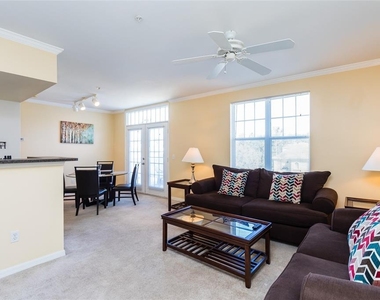770 Siena Palm Drive - Photo Thumbnail 16