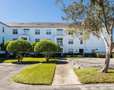 770 Siena Palm Drive - Photo Thumbnail 2