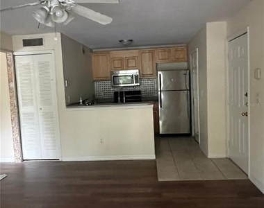8939 Latrec Avenue - Photo Thumbnail 3