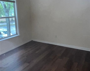 8939 Latrec Avenue - Photo Thumbnail 9