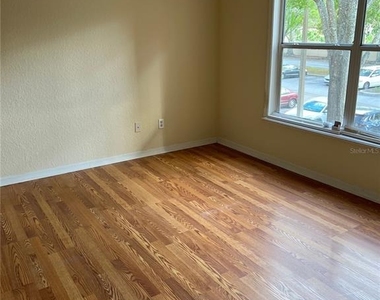 8939 Latrec Avenue - Photo Thumbnail 7