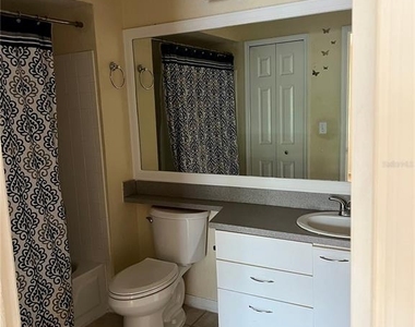 8939 Latrec Avenue - Photo Thumbnail 10