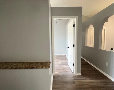 485 Martigues Drive - Photo Thumbnail 19