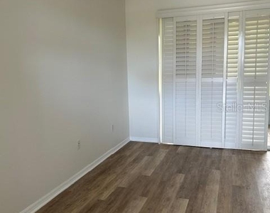 8701 Sw 83rd Circle - Photo Thumbnail 2