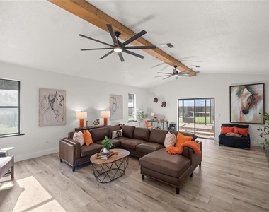 10380 Nw 21st Street - Photo Thumbnail 33