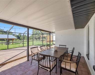 10380 Nw 21st Street - Photo Thumbnail 8