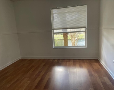 5444 E Michigan Street - Photo Thumbnail 4