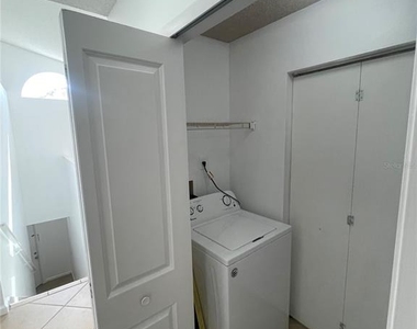 5444 E Michigan Street - Photo Thumbnail 7