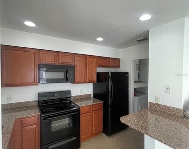 5444 E Michigan Street - Photo Thumbnail 9