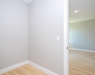70 Mcdill Drive - Photo Thumbnail 64